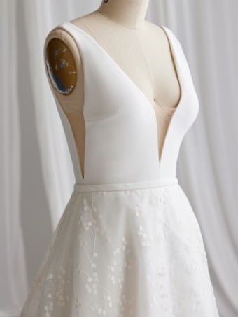 Maggie Sottero BRANNAGH #4 Ivory thumbnail