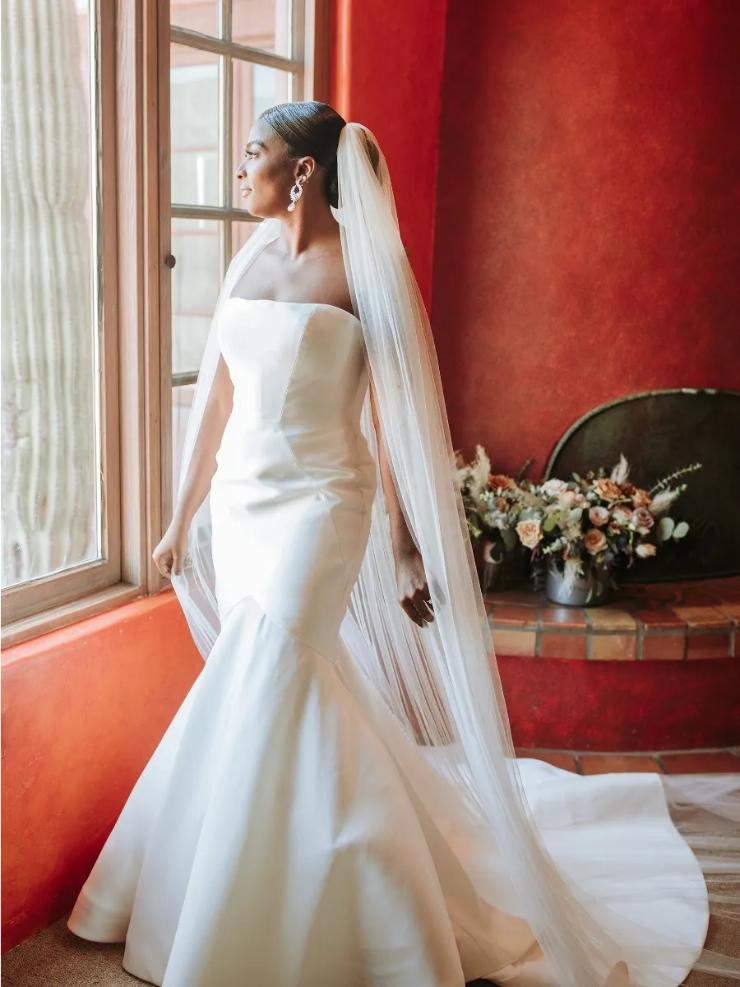 Pronovias Oberon Gown, Wedding Dresses, Ivory White Bridal